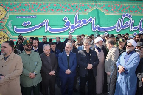 تصاویر/ راهپیمایی بزرگ یوم الله ۲۲ بهمن در شهرستان سمنان