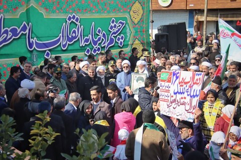 تصاویر/ راهپیمایی بزرگ یوم الله ۲۲ بهمن در شهرستان سمنان