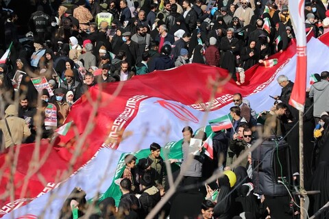 تصاویر/ راهپیمایی بزرگ یوم الله ۲۲ بهمن در شهرستان سمنان