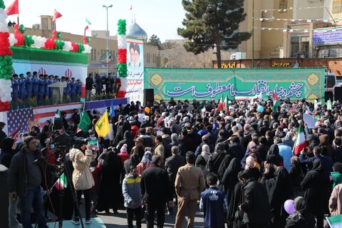 تصاویر/ راهپیمایی بزرگ یوم الله ۲۲ بهمن در شهرستان سمنان