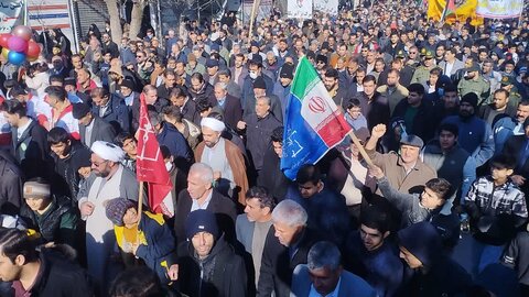 تصاویری از حضور حماسی مردم نورآباد در راهپیمایی یوم الله ۲۲ بهمن