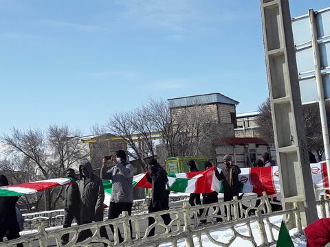 تصاویر/برگزاری باشکوه راهپیمایی ۲۲ بهمن ۱۴۰۳ شهرستان غرق آباد