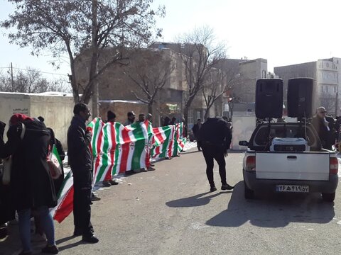 تصاویر/برگزاری باشکوه راهپیمایی ۲۲ بهمن ۱۴۰۳ شهرستان غرق آباد