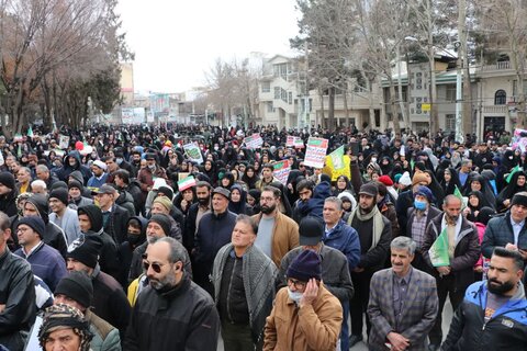 تصاویر راهپیمایی یوم الله ۲۲ بهمن در بروجرد