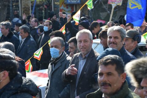 تصاویر/ حضور گسترده مردم انقلابی شهرستان سلماس در راهپیمایی 22 بهمن ۱۴۰۳