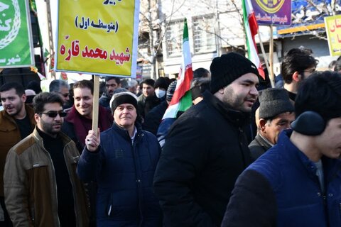 تصاویر/ حضور گسترده مردم انقلابی شهرستان سلماس در راهپیمایی 22 بهمن ۱۴۰۳