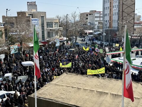 تصاویر/ حضور گسترده مردم انقلابی شهرستان سلماس در راهپیمایی 22 بهمن ۱۴۰۳