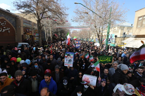 تصاویر / راهپیمایی یوم‌الله ۲۲ بهمن در اصفهان‎