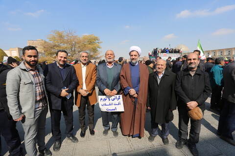 تصاویر / راهپیمایی یوم‌الله ۲۲ بهمن در اصفهان‎