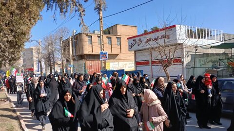 تصاویر راهپیمایی مردم کوهدشت
