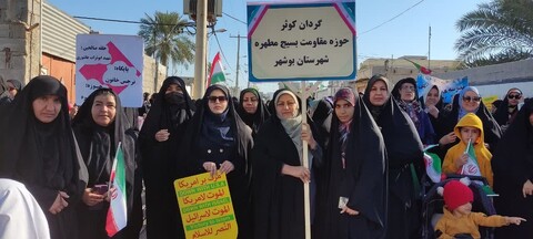 راهپیمایی ۲۲ بهمن در چغادک به روایت تصویر