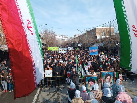 تصاویر/ راهپیمایی 22 بهمن در شهرستان اشنویه