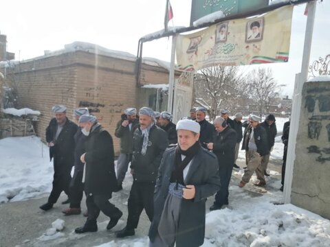 تصاویر/ راهپیمایی مردم شهرستان پیرانشهر در 22 بهمن