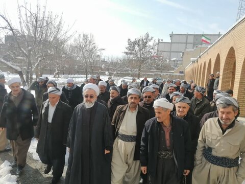 تصاویر/ راهپیمایی مردم شهرستان پیرانشهر در 22 بهمن