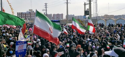 حضور پرشور مردم شهرستان ملارد تهران در راهپیمایی روز ۲۲ بهمن