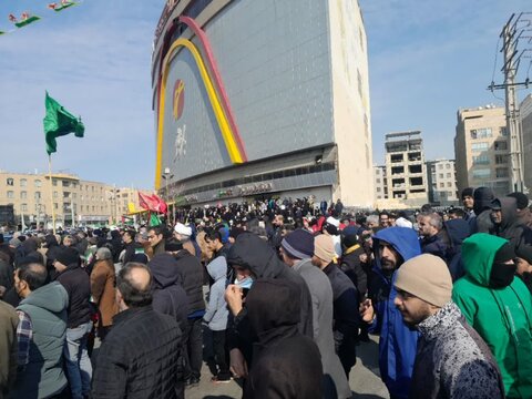 حضور گسترده و پرشور مردم اسلامشهر در جشن انقلاب و راهپیمایی یوم الله ۲۲ بهمن
