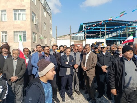 حضور مسئولان و مردم بخش شریف آباد در راهپیمایی ۲۲ بهمن