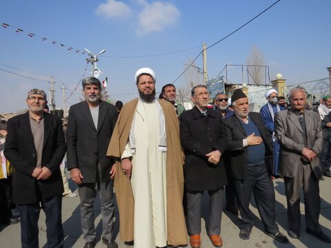 حضور مردم حماسی خیرآباد ورامین در راهپیمایی یوم الله ۲۲