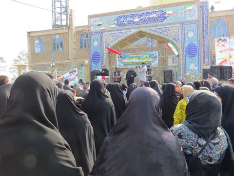 حضور مردم حماسی خیرآباد ورامین در راهپیمایی یوم الله ۲۲