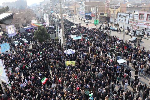 تصاویر/ برگزاری راهپیمایی ۲۲ بهمن ۱۴۰۳ در شهرستان قرچک