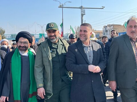 تصاویر راهپیمایی پرشکوه و عزت آفرین یوم الله ۲۲ بهمن در بخش فشافویه