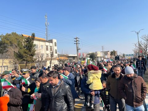 تصاویر راهپیمایی پرشکوه و عزت آفرین یوم الله ۲۲ بهمن در بخش فشافویه
