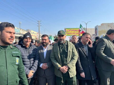 تصاویر راهپیمایی پرشکوه و عزت آفرین یوم الله ۲۲ بهمن در بخش فشافویه