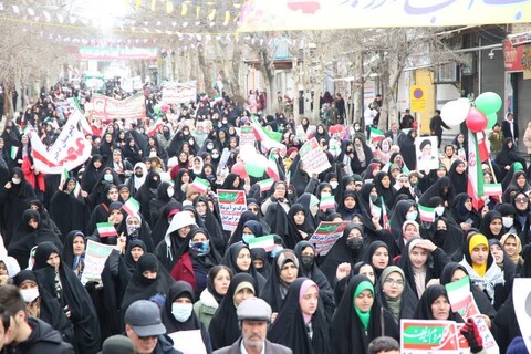 حضور باشکوه مردم استان همدان در جشن انقلاب