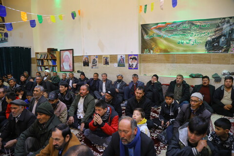 تصاویر/ مراسم جشن چهل وششمین سالگردانقلاب اسلامی ایران و جشن میلادحضرت علی اکبر(ع) با حضور مهاجرین افغانستانی مقیم قم