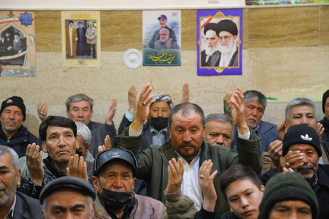 تصاویر/ مراسم جشن چهل وششمین سالگردانقلاب اسلامی ایران و جشن میلادحضرت علی اکبر(ع) با حضور مهاجرین افغانستانی مقیم قم