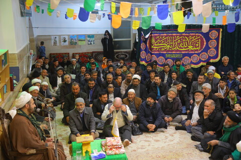 تصاویر/ مراسم جشن چهل وششمین سالگردانقلاب اسلامی ایران و جشن میلادحضرت علی اکبر(ع) با حضور مهاجرین افغانستانی مقیم قم