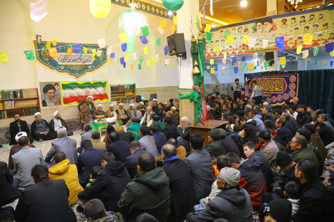 تصاویر/ مراسم جشن چهل وششمین سالگردانقلاب اسلامی ایران و جشن میلادحضرت علی اکبر(ع) با حضور مهاجرین افغانستانی مقیم قم