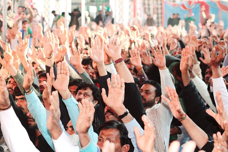 ہم قربانی دیں گے مگر اپنے حقوق اور تشیع کی حفاظت سے کبھی پیچھے نہیں ہٹیں گے