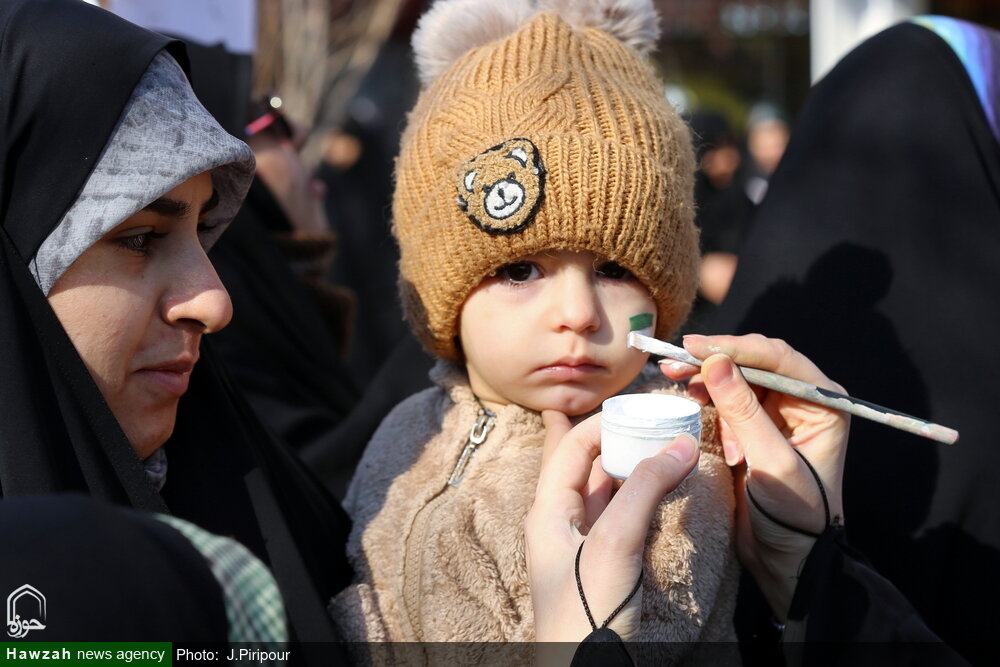 حضور بانوان در ۲۲ بهمن؛ تجلی نقش پررنگ بانوان در تحقق آرمانها