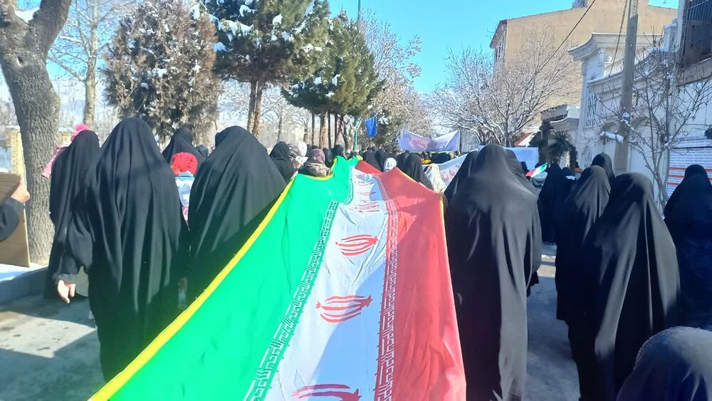 دعوت مدیر جامعه‌الزهرا (س) به حضور پرشور در راهپیمایی یوم‌الله ۲۲ بهمن