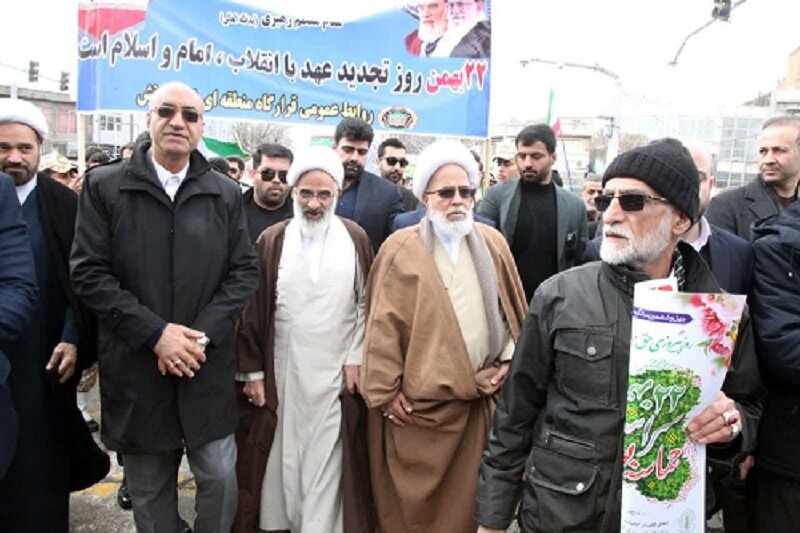 تقابل جبهه انقلاب و اسلام ناب با کفر و استکبار پایان ندارد