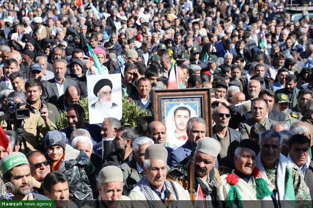 فیلم| حضور پرشور مردم یاسوج در راهپیمایی 22 بهمن با حضور سردار صفوی: بی‌نظیری که به یاد ماندنی شد