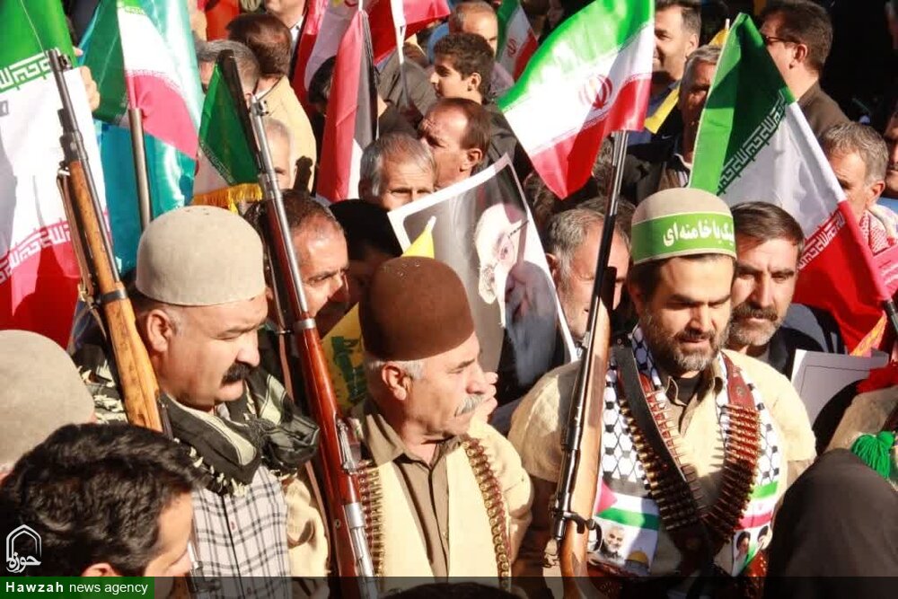 فیلم| حضور پرشور مردم یاسوج در راهپیمایی 22 بهمن با حضور سردار صفوی: بی‌نظیری که به یاد ماندنی شد