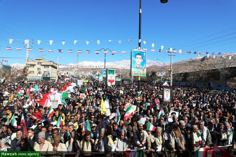 فیلم| حضور پرشور مردم یاسوج در راهپیمایی 22 بهمن با حضور سردار صفوی: بی‌نظیری که به یاد ماندنی شد