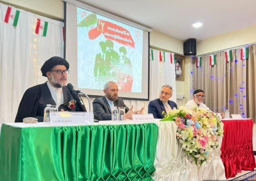 جشن پیروزی انقلاب اسلامی در نمایندگی تایلند