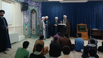 حوزه علمیه خراسان؛ بانی تکریم پیشگامان انقلاب در دهه فجر