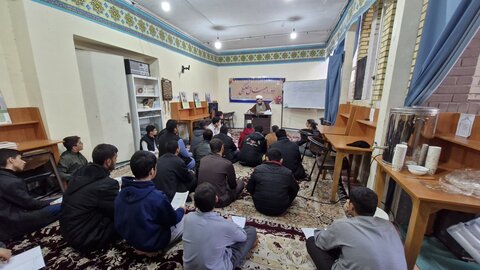 تصاویر/برگزاری دوره میثاق طلبگی ویژه طلاب جدید الورود