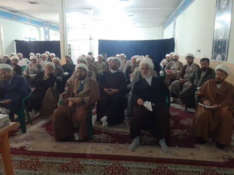 تصاویر برگزاری دوره پژوهش وفناوری ویژه اساتید مدارس علمیه لرستان