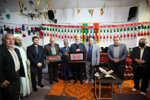 تصاویر| آیین تجلیل از شهردار شیراز و توزیع 400 بسته معیشتی موکب قشقایی ها