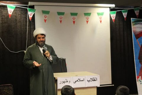 تصاویر/ نشست علمی با موضوع «انقلاب اسلامی و مسئله ظهور» در مدرسه علمیه امام صادق (ع) قروه