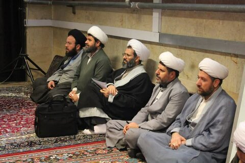 تصاویر/ نشست علمی با موضوع «انقلاب اسلامی و مسئله ظهور» در مدرسه علمیه امام صادق (ع) قروه