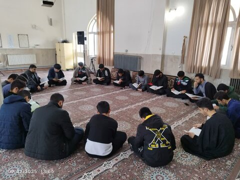 تصاویر/ برنامه های متنوع سیاسی، فرهنگی و مذهبی در مدرسه علمیه امام باقر (ع) کامیاران