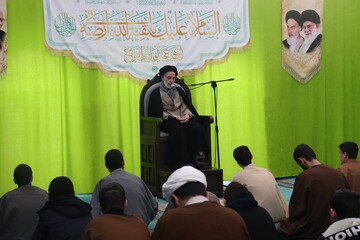 تصاویر/ جلسه اخلاق طلاب مدرسه علمیه امام خامنه‌ای ارومیه