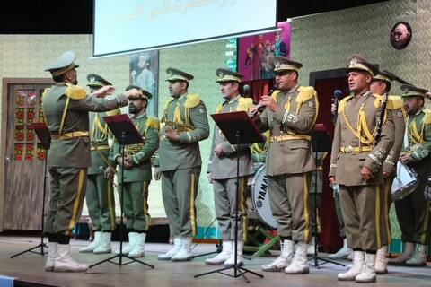 تصاویر/ جشنواره حضرت علی اکبر(ع) جوان سرباز در گروه 44 توپخانه نزاجا