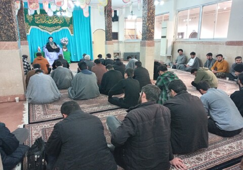تصاویر/ جلسه اخلاق طلاب مدرسه علمیه امام خمینی رحمه الله ارومیه
